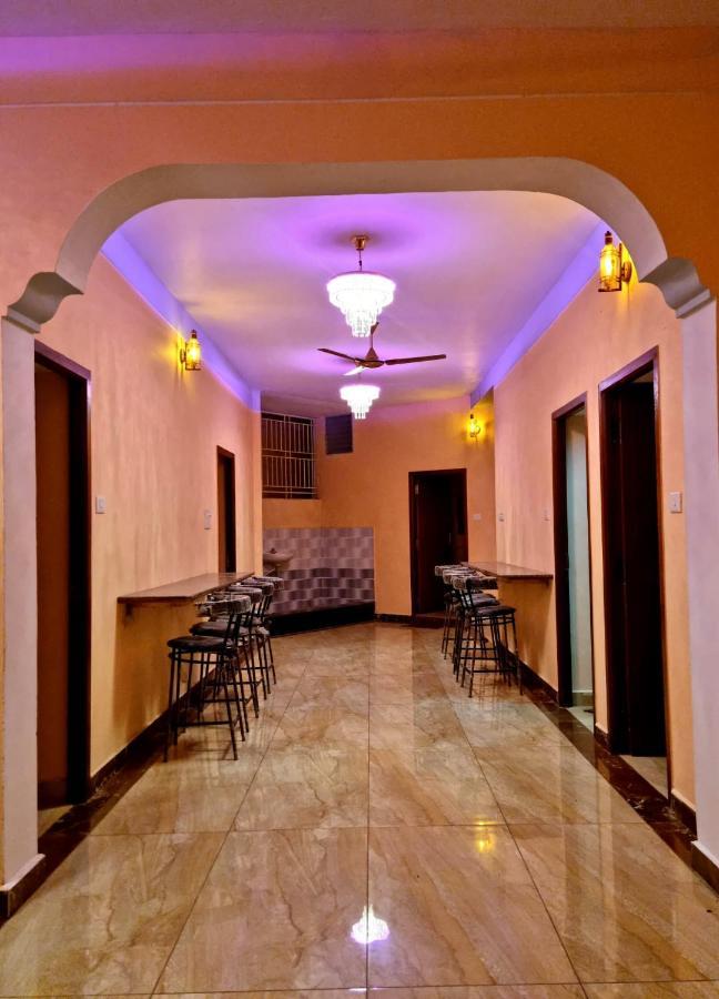 La Villa Pondi Cherie Centertownbeachauroville Puducherry Eksteriør billede